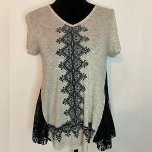 Vocal Short Sleeve Tan Black Lace Short Sleeve Top